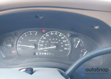 2000 Mercury Mountaineer из США, поврежденный, VIN 4M2ZU86PXYUJ10650